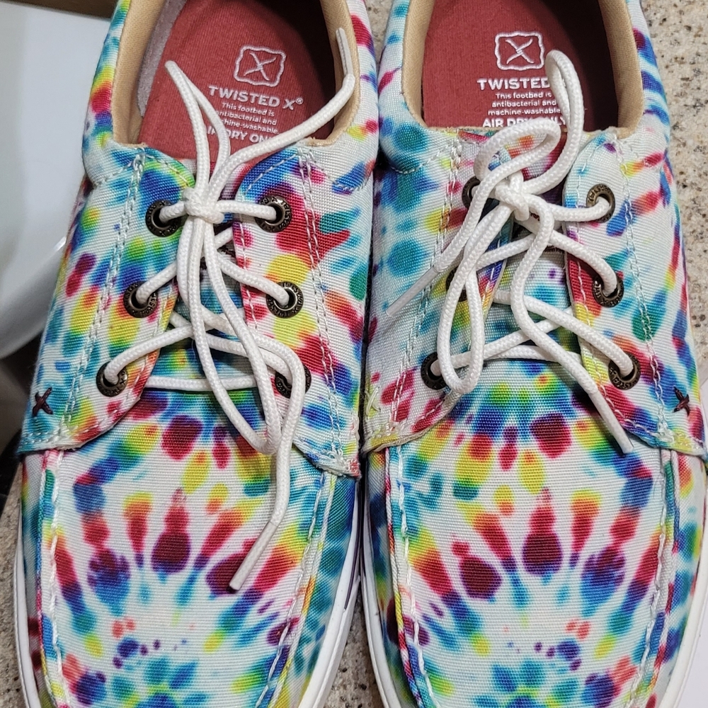 Twisted X Kicks Tie Dye Shoes, Size 8.5